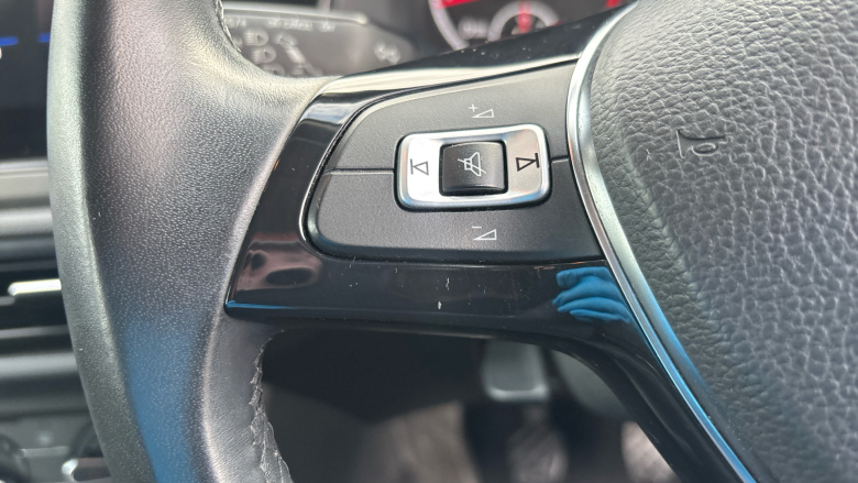 Volkswagen Polo 1.0 SE 5dr Petrol Hatchback